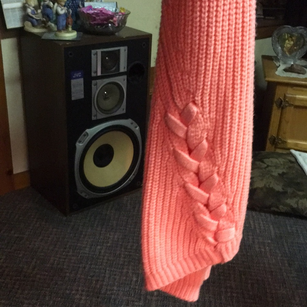 Sweater - Picture 2 of 4